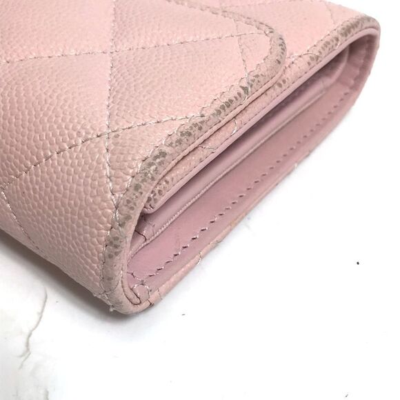 Chanel Matelassé Pink Leather Wallet  (Pre-Owned) - Picture 10 of 15